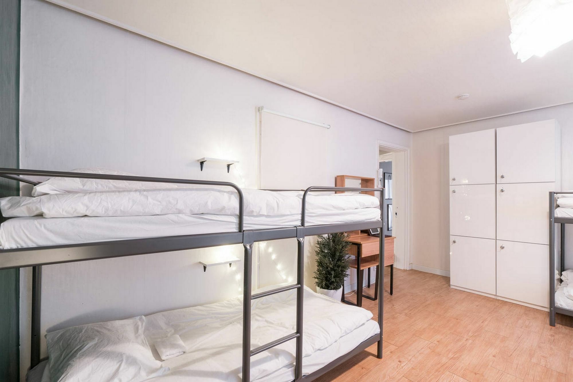 Hongdae Nanu Guesthouse Kpop Seoul Exterior photo